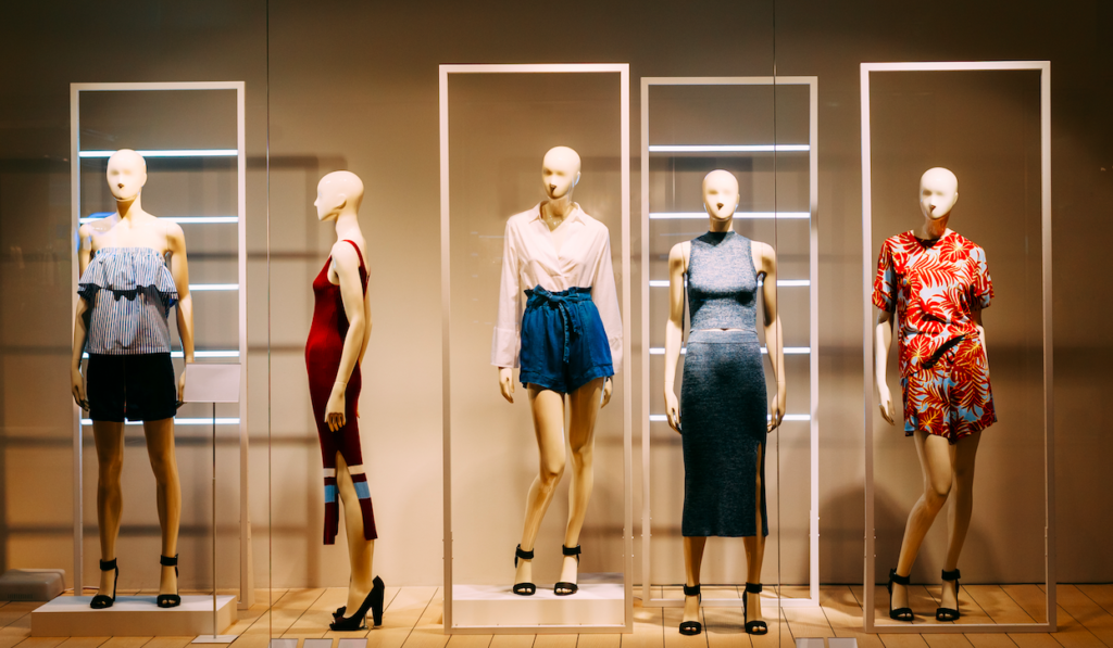 What is Visual Merchandising ? - The City Angle