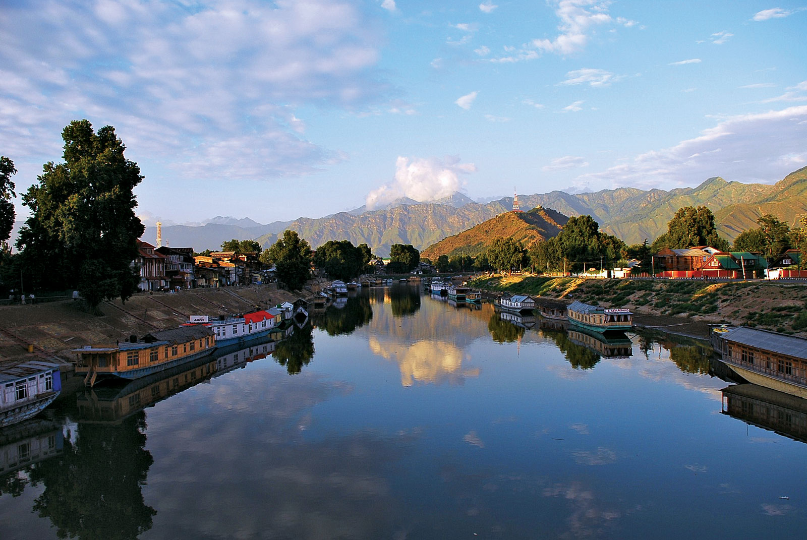 any Indian citizen can buy land in Jammu & Kashmir